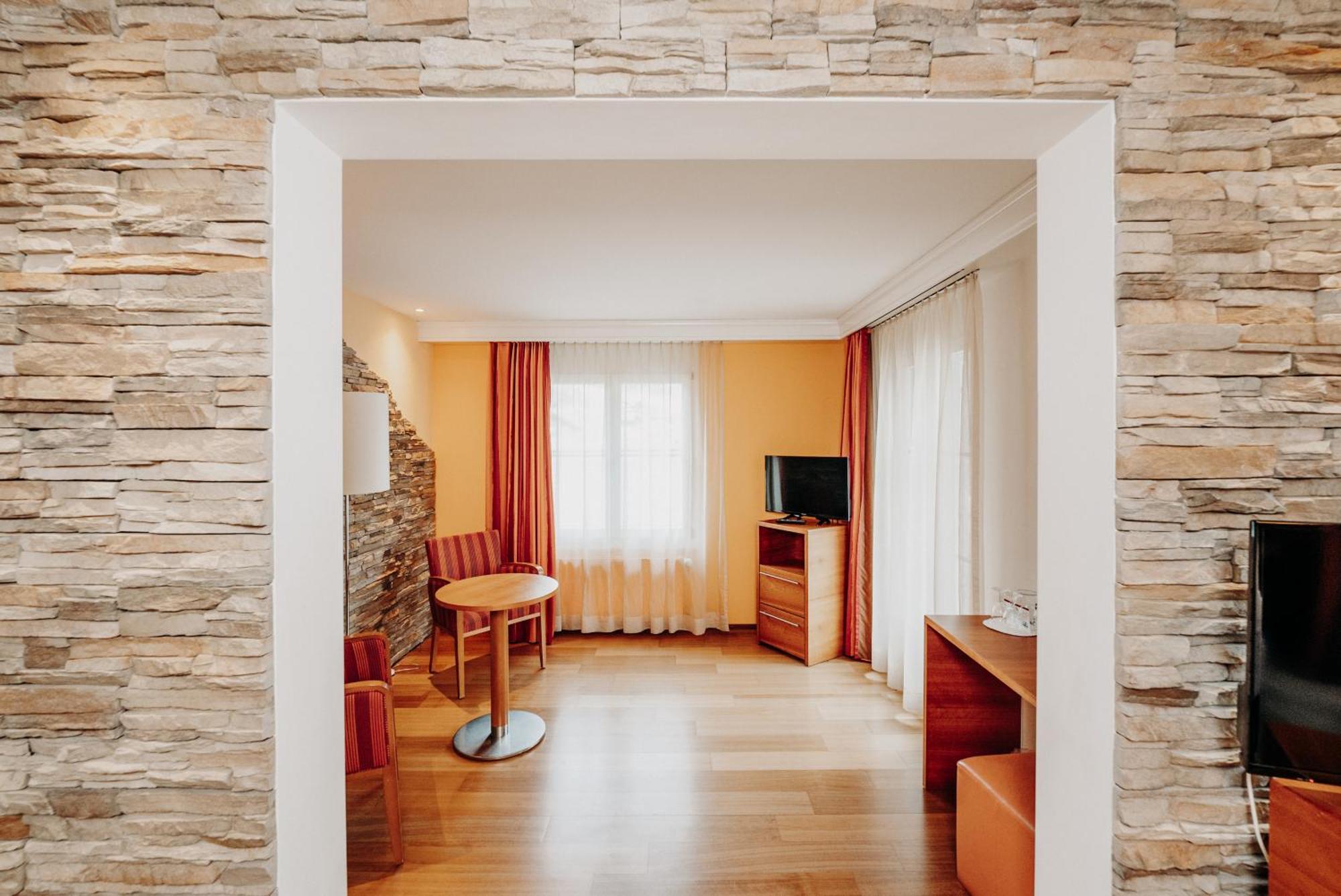 Parkhotel Schoenegg Grindelwald Quarto foto