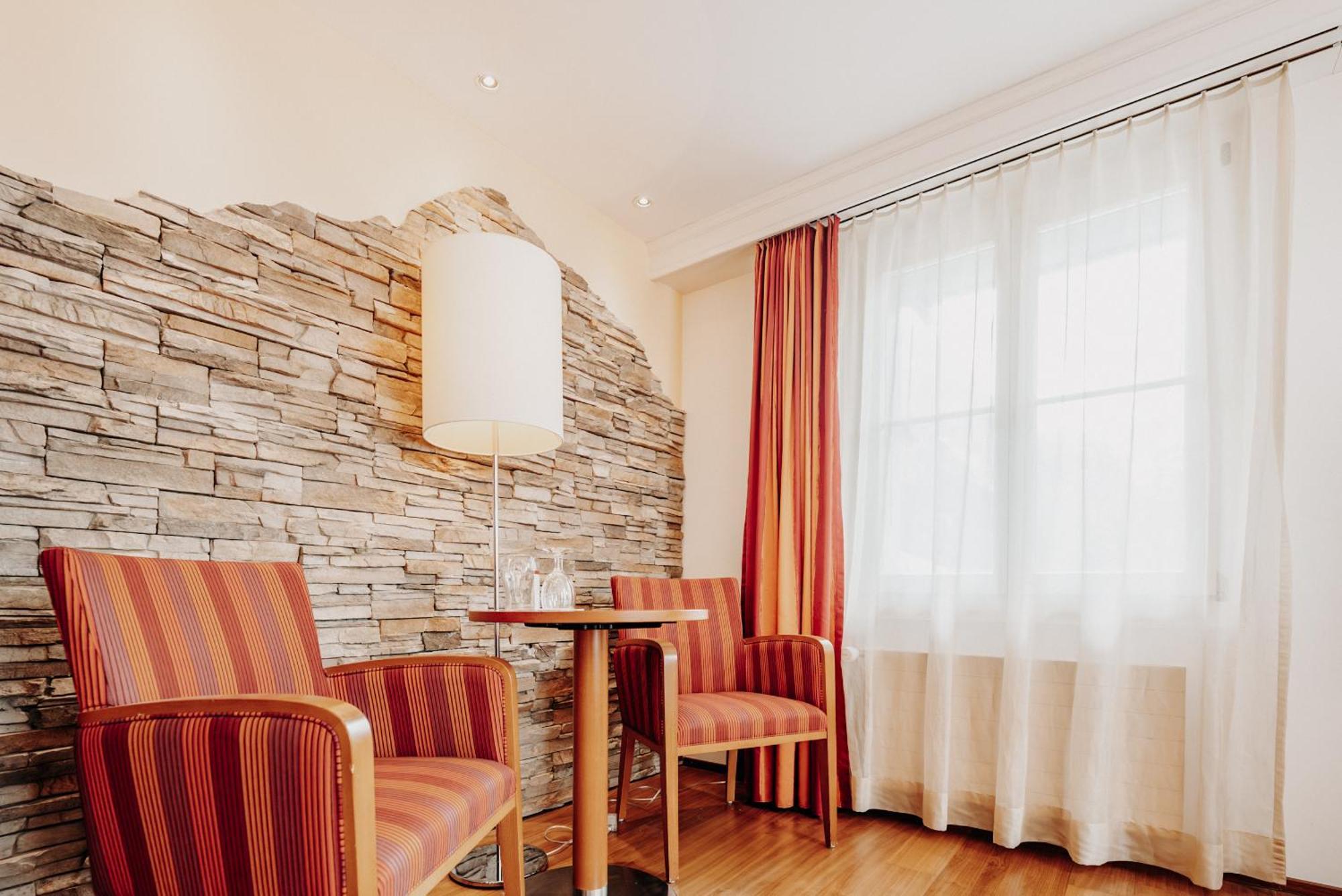 Parkhotel Schoenegg Grindelwald Quarto foto